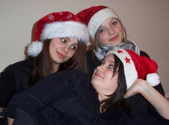 <p>Karolina , Klaudia i Karina ;D</p>